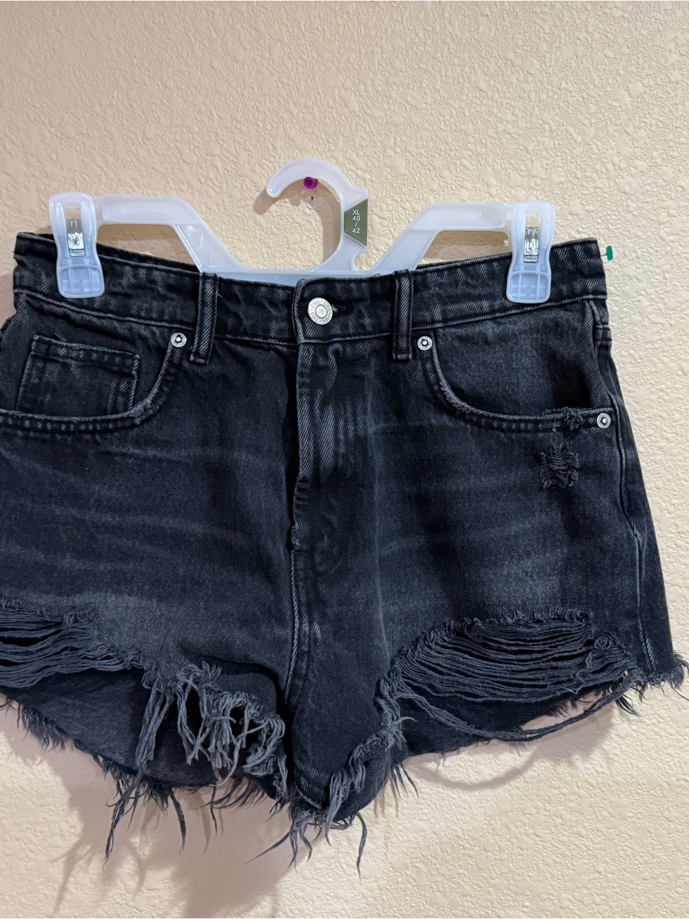 Zara Black Distressed High-Rise Women’s Denim Shorts